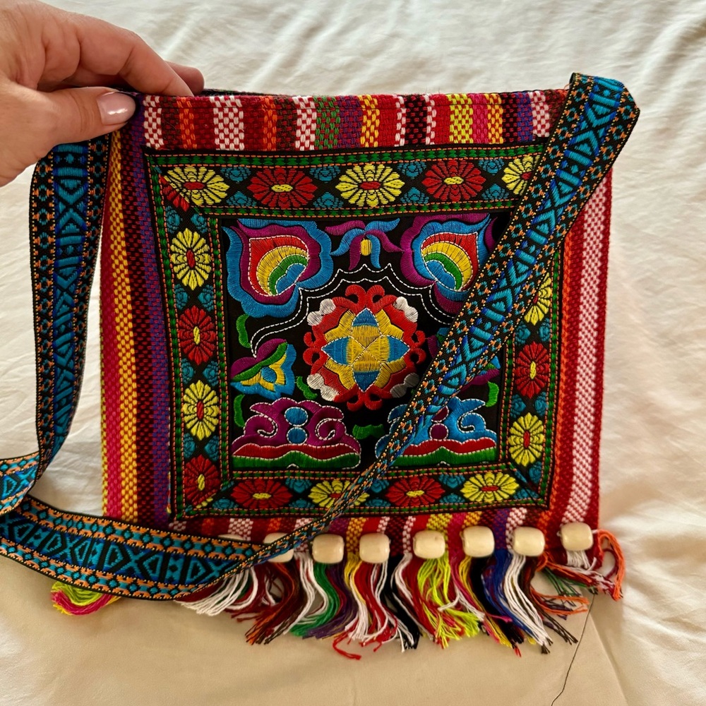 Embroidered Messenger bag